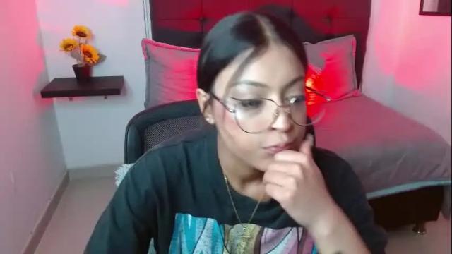 Image 6 of vannesweet_ Stream on Chaturbate on 1 month ago