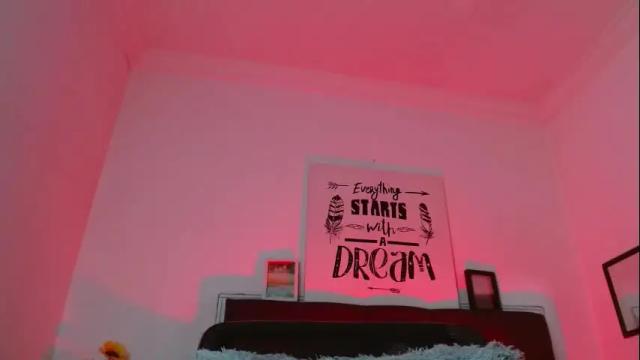 Image 8 of vannesweet_ Stream on Chaturbate on 1 month ago