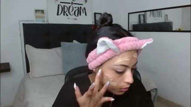 Image 3 of vannesweet_ Stream on Chaturbate on 1 month ago