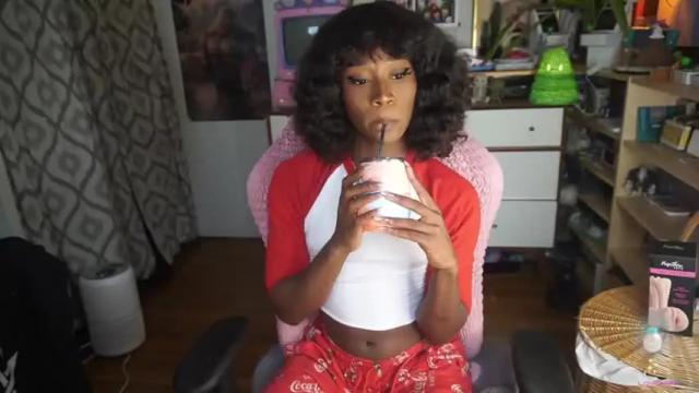 Image 2 of vanniall Stream on Chaturbate on 20 months ago