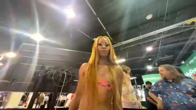 Image 10 of vanniall Stream on Chaturbate on 14 months ago