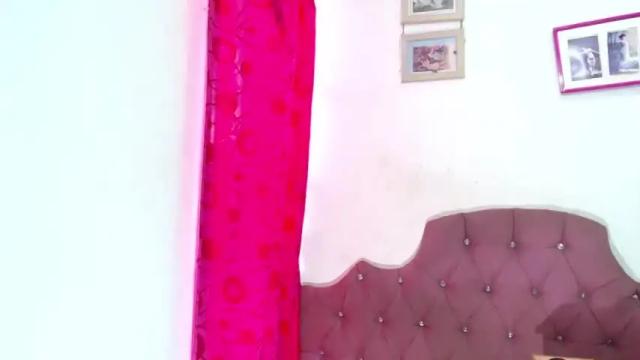 Image 6 of vanniall_princess Stream on Chaturbate on 18 months ago