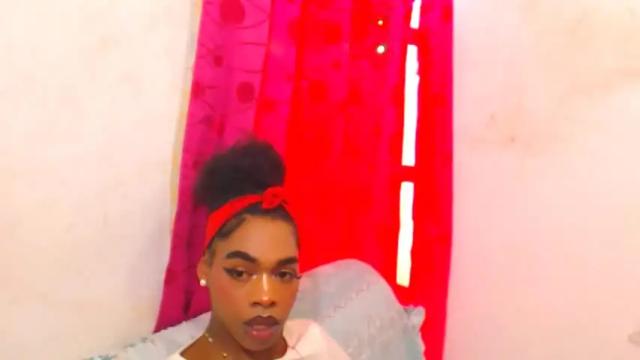 Image 10 of vanniall_princess Stream on Chaturbate on 16 months ago