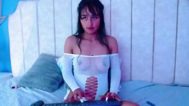 Image 2 of vany_1 Stream on Chaturbate on 17 months ago
