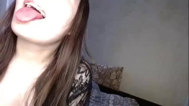 Image 2 of var_kiss Stream on Chaturbate on 1 month ago