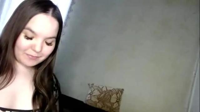 Image 3 of var_kiss Stream on Chaturbate on 1 month ago