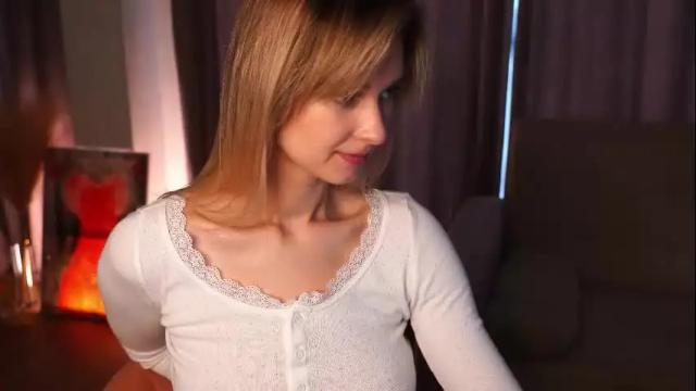 Image 2 of variety_moments Stream on Chaturbate on 21 days ago
