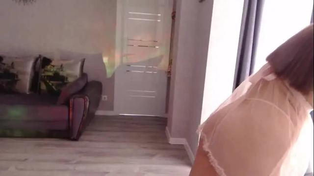 Image 3 of varonica_caprii Stream on Chaturbate on 2 months ago