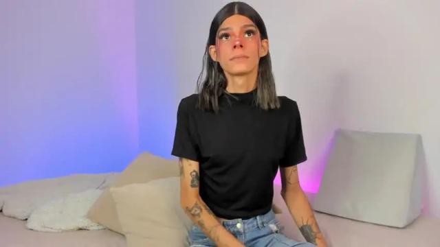 Image 2 of varya_ferreira Stream on Chaturbate on 13 months ago