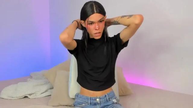 Image 6 of varya_ferreira Stream on Chaturbate on 13 months ago