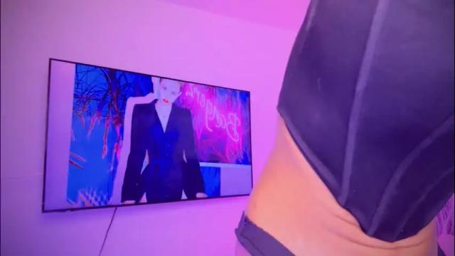 Image 12 of varya_ferreira Stream on Chaturbate on 3 months ago