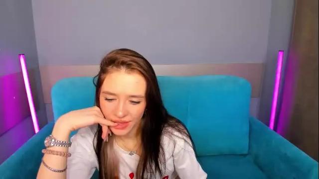 Image 4 of vasilisalove Stream on Chaturbate on 2 months ago