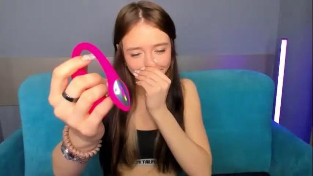 Image 7 of vasilisalove Stream on Chaturbate on 19 days ago