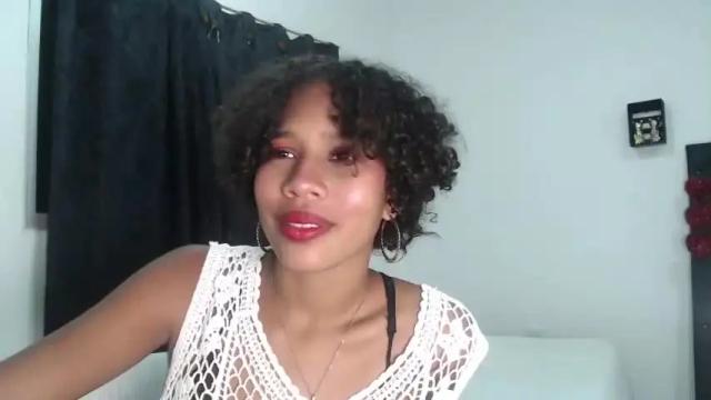 Image 12 of vayolet8 Stream on Chaturbate on 21 months ago