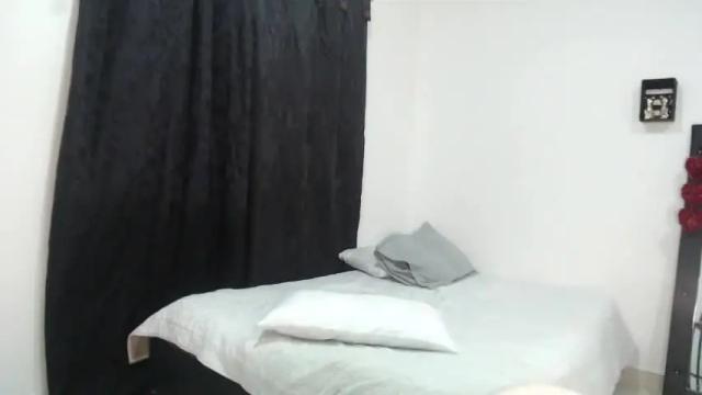 Thumbnail 1, vayolet8's Stream at Chaturbate, 21 months ago