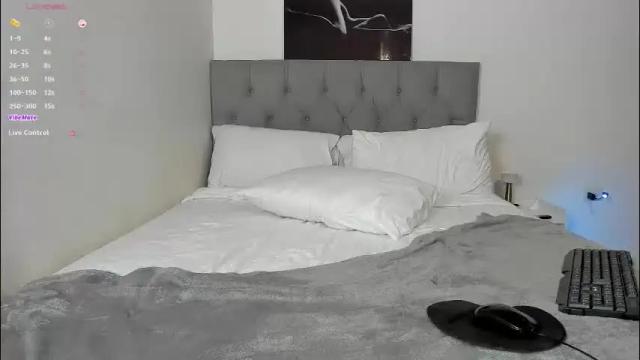 Image 6 of vayolet___ Stream on Chaturbate on 1 month ago