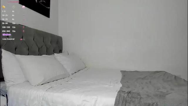 Image 4 of vayolet___ Stream on Chaturbate on 1 month ago