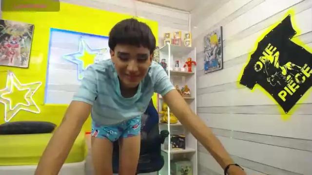 Image 8 of vayoleth_candy Stream on Chaturbate on 13 months ago