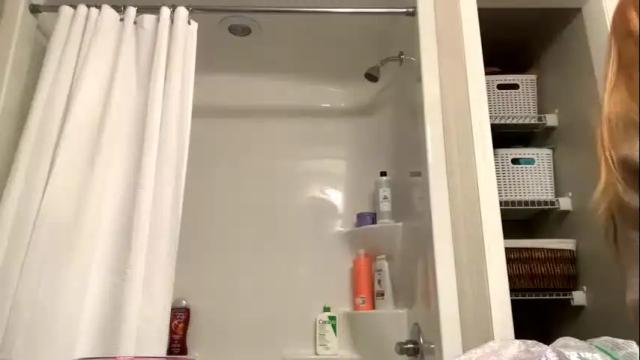 Image 8 of vcielia Stream on Chaturbate on 20 months ago