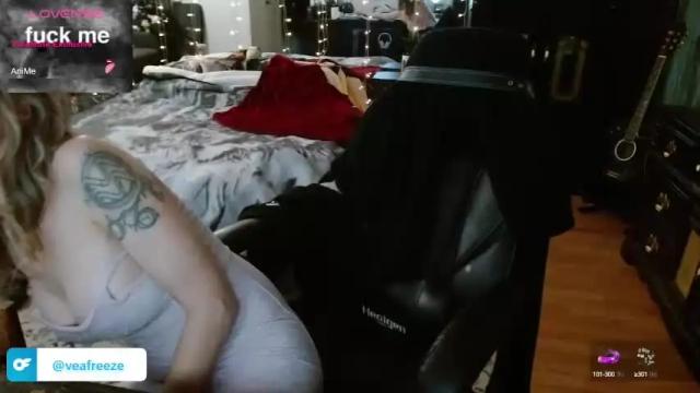 Image 2 of veafreeze Stream on Chaturbate on 13 months ago