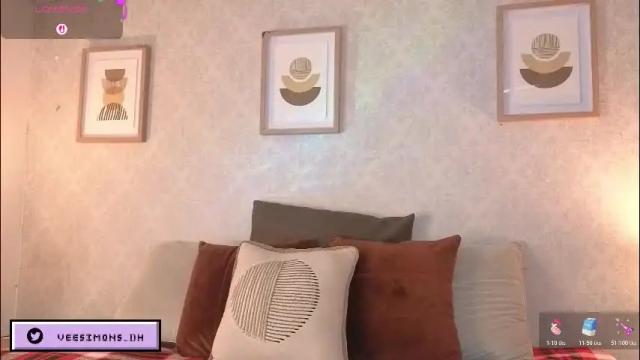 Image 2 of veesimons_dh Stream on Chaturbate on 1 month ago