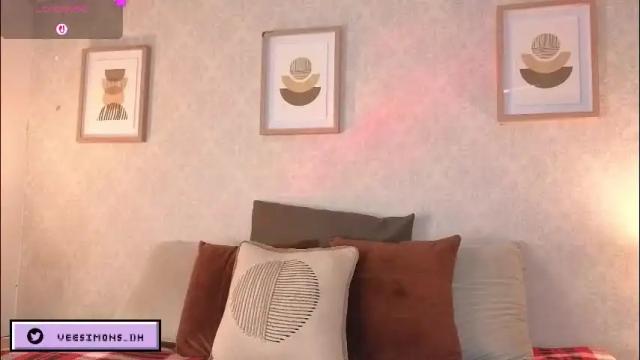 Image 3 of veesimons_dh Stream on Chaturbate on 1 month ago