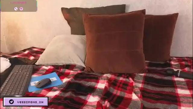 Image 8 of veesimons_dh Stream on Chaturbate on 1 month ago