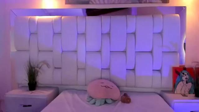 Image 10 of vega_burning Stream on Chaturbate on 20 months ago