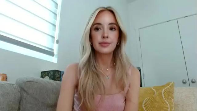 Image 12 of vegansoda Stream on Chaturbate on 12 months ago