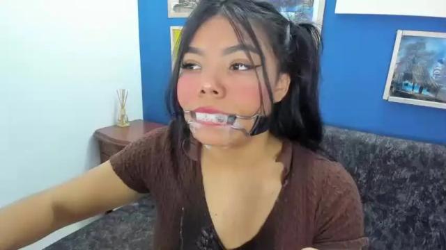 Image 6 of veky_thomsom Stream on Chaturbate on 21 months ago