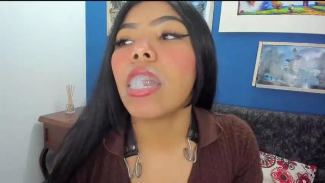 Image 8 of veky_thomsom Stream on Chaturbate on 19 months ago