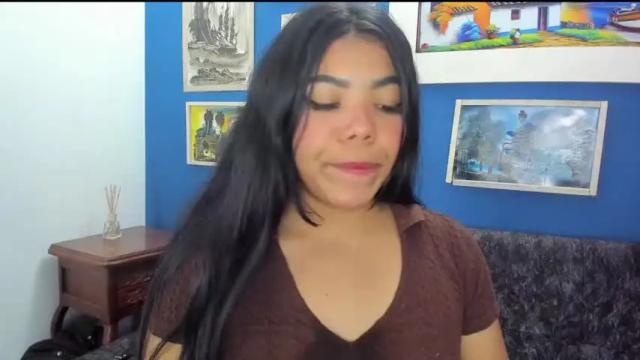 Image 8 of veky_thomsom Stream on Chaturbate on 19 months ago