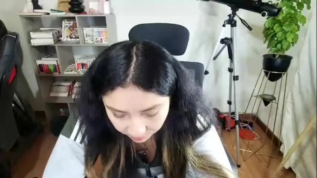 Image 7 of vellarossa Stream on Chaturbate on 1 month ago