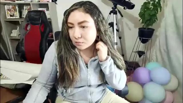 Image 4 of vellarossa Stream on Chaturbate on 11 days ago