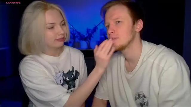 Image 2 of velleizanz Stream on Chaturbate on 12 months ago