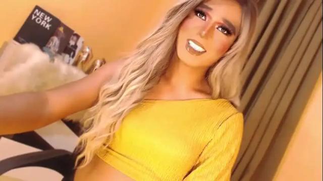 Image 6 of velvet_fux Stream on Chaturbate on 3 months ago