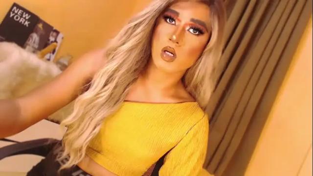 Image 6 of velvet_fux Stream on Chaturbate on 3 months ago