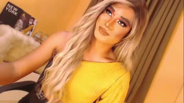 Image 8 of velvet_fux Stream on Chaturbate on 3 months ago