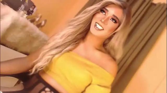 Image 7 of velvet_fux Stream on Chaturbate on 2 months ago