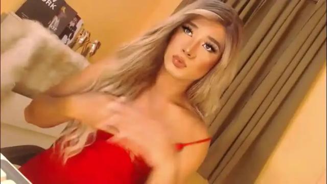 Image 8 of velvet_fux Stream on Chaturbate on 2 months ago