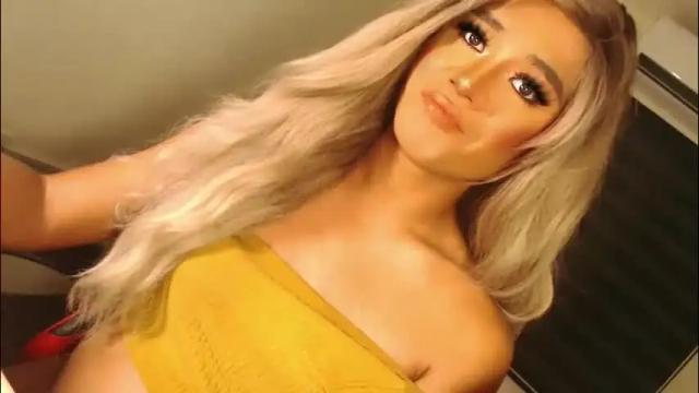 Image 11 of velvet_fux Stream on Chaturbate on 4 days ago