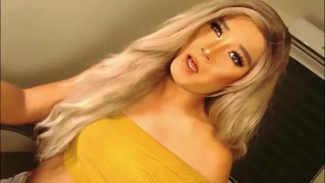 Image 3 of velvet_fux Stream on Chaturbate on 4 days ago