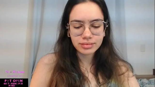 Image 12 of velvetcrystal Stream on Chaturbate on 1 month ago