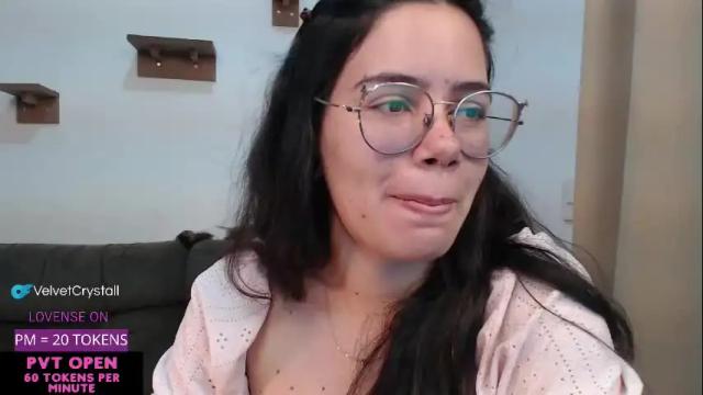Image 10 of velvetcrystal Stream on Chaturbate on 1 month ago