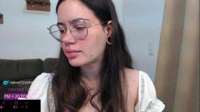 Image 4 of velvetcrystal Stream on Chaturbate on 29 days ago