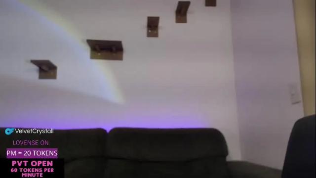 Image 2 of velvetcrystal Stream on Chaturbate on 24 days ago