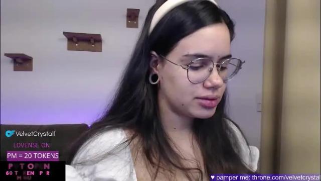 Image 6 of velvetcrystal Stream on Chaturbate on 1 month ago