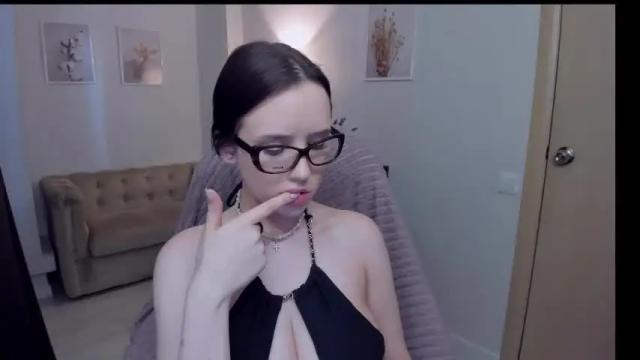 Image 10 of velvetmoore Stream on Chaturbate on 1 month ago