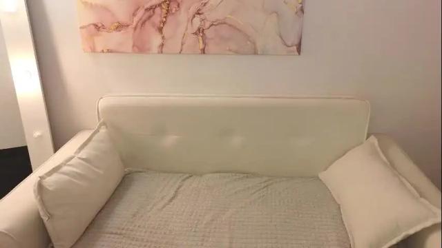 Image 12 of velvetmoore Stream on Chaturbate on 1 day ago