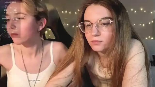 Image 2 of velvetvalkyries Stream on Chaturbate on 1 month ago